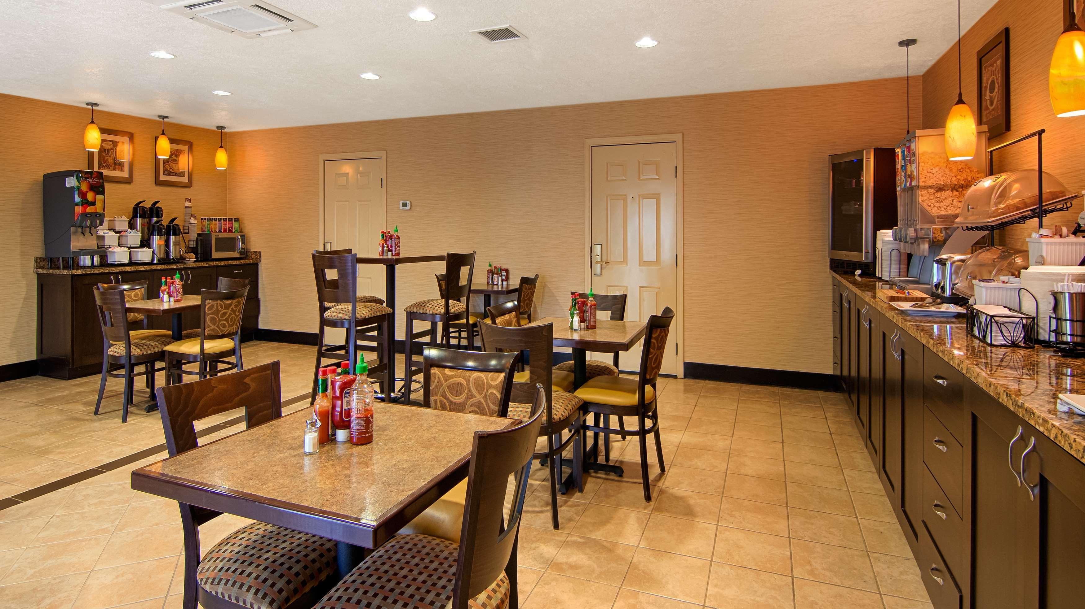 Best Western Plus Grand Manor Inn Springfield Exteriör bild